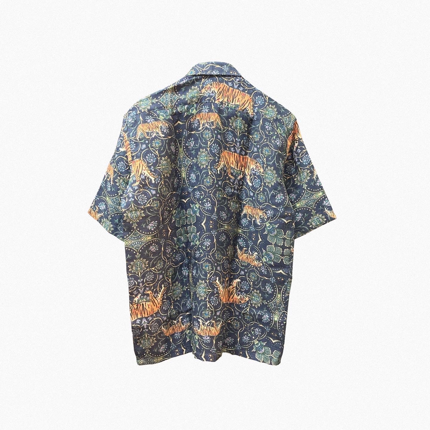 This beast loves a good print- Unisex Shirt